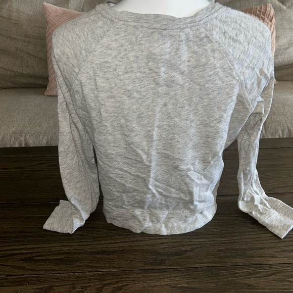 😍Cotton On Gray Women's sweatshirt size xs - Picture 4 of 5
